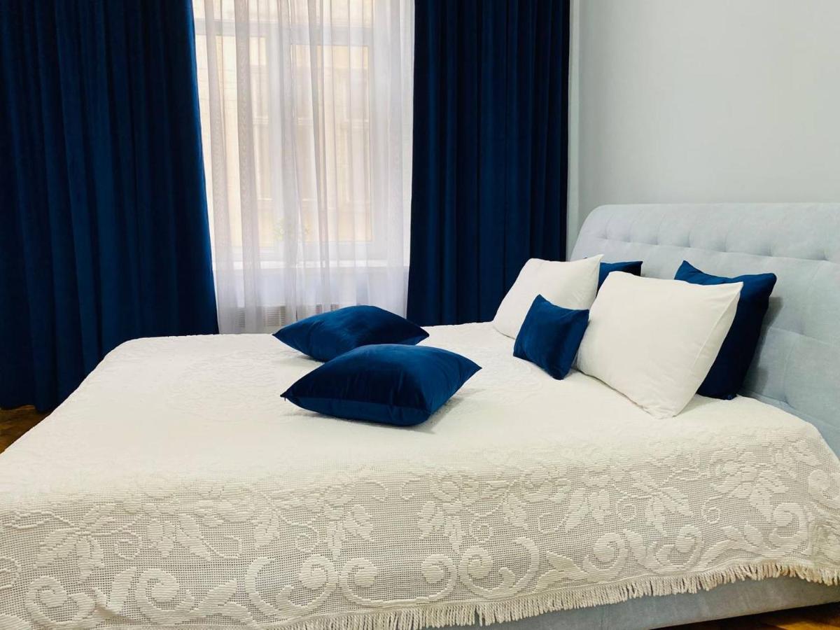 לבוב Centr Opera House 2 Rooms מראה חיצוני תמונה